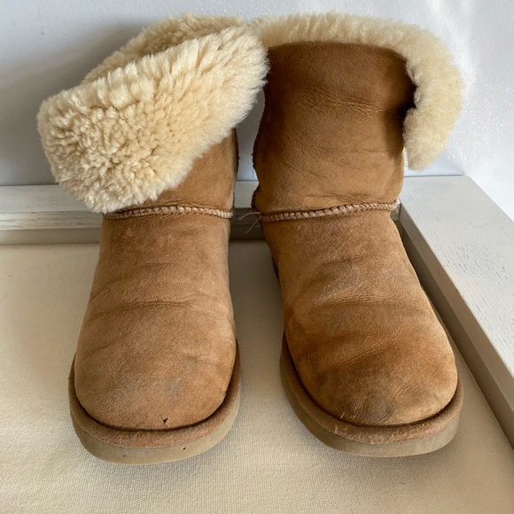 ugg bailey button short